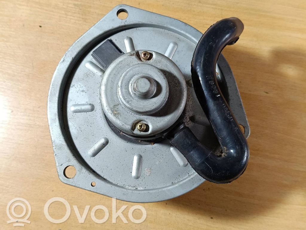 Mazda 626 Lämmittimen puhallin 