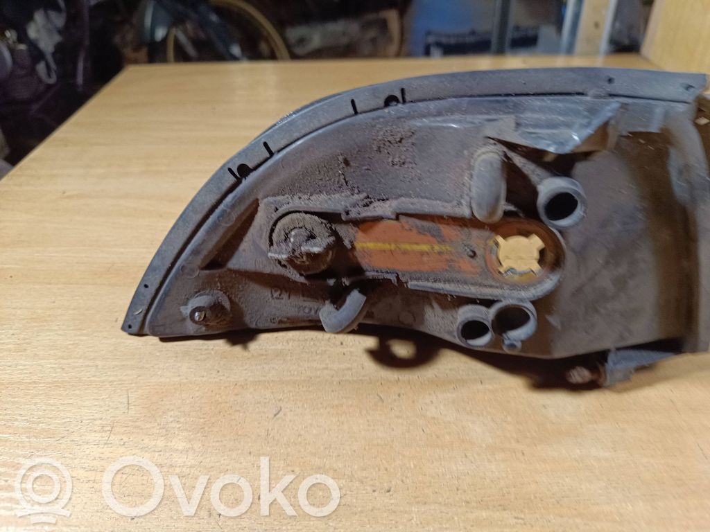 Toyota Corolla E90 Front indicator light 