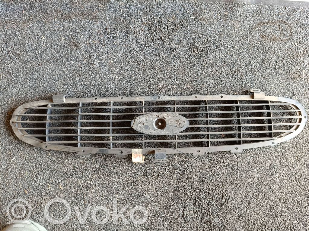 Front grill   95VB8200