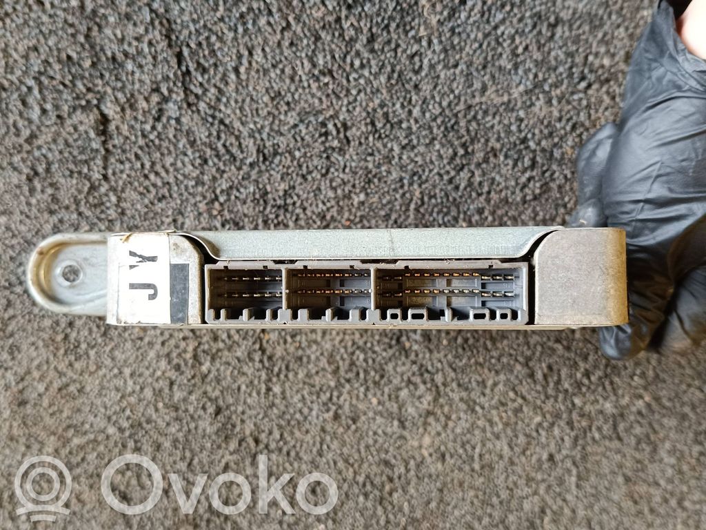 Toyota Carina T190 Engine control unit/module 