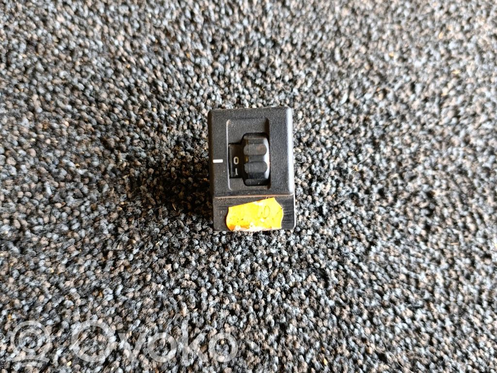 Opel Omega A Headlight level height control switch 