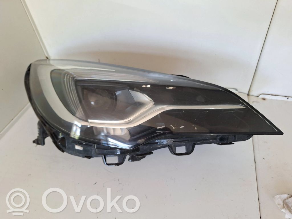 Headlight/headlamp   7963200002,39077807,662588537,6519700000000X,80677807