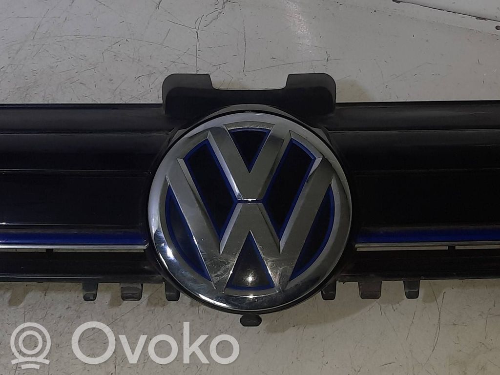 Maskownica / Grill / Atrapa górna chłodnicy   5GE853653,6G1853651,5G1853651