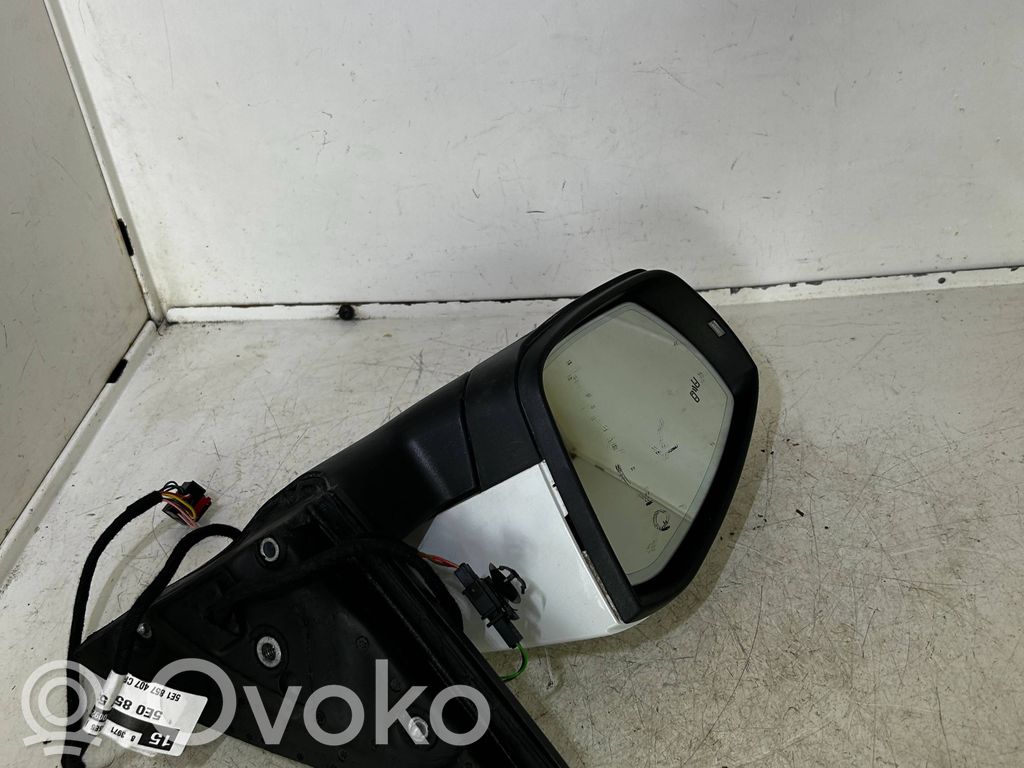 Skoda Octavia Mk3 (5E) Front door electric wing mirror 