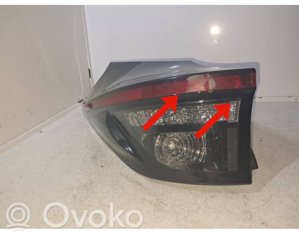 Lampy tylnej klapy bagażnika   552711349,L411903,815600DE20,03052022