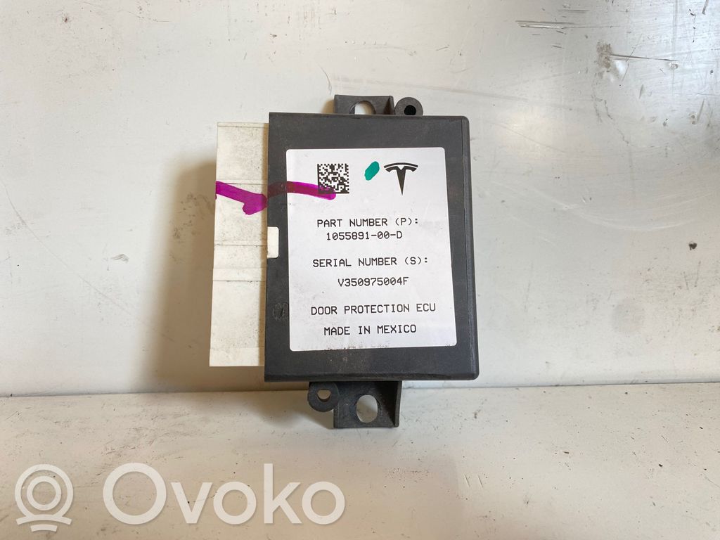 Unidad de control/módulo de la puerta   105589100D
