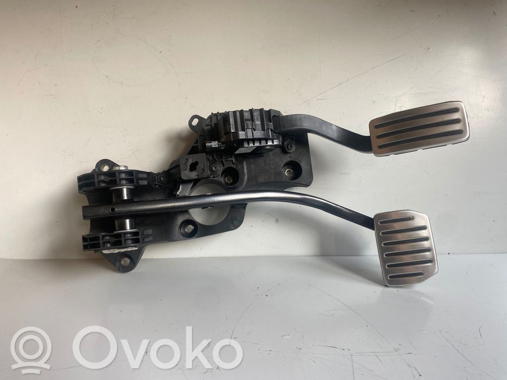 Tesla Model S Pedal assembly 