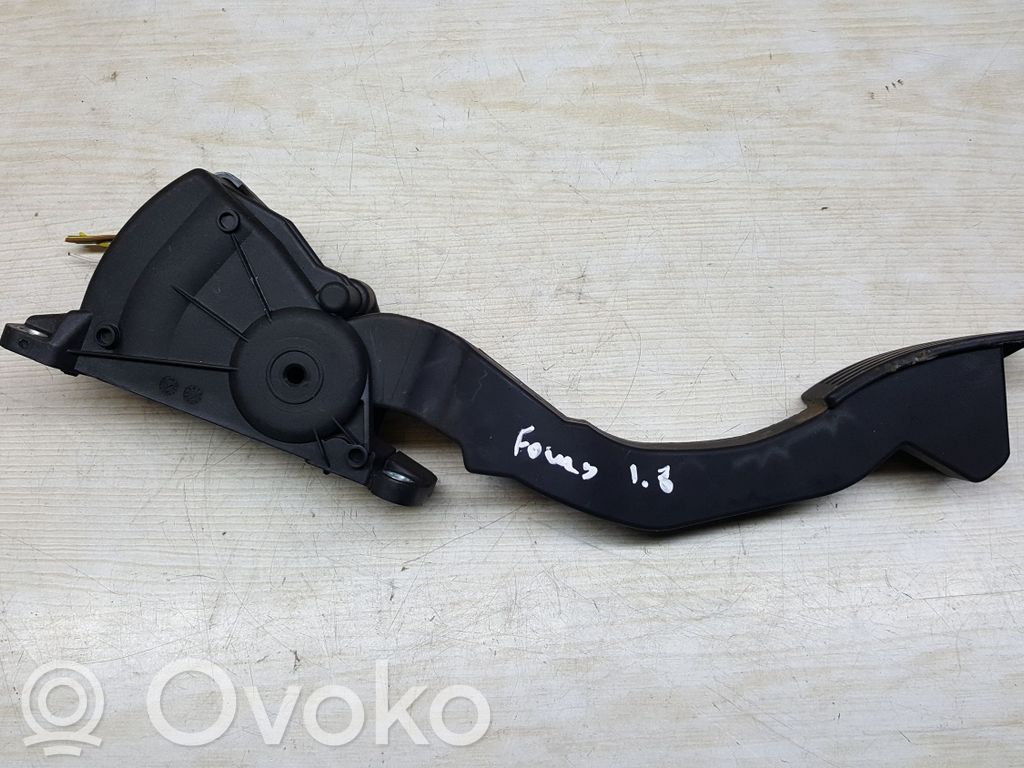 Ford Focus Accelerator throttle pedal 