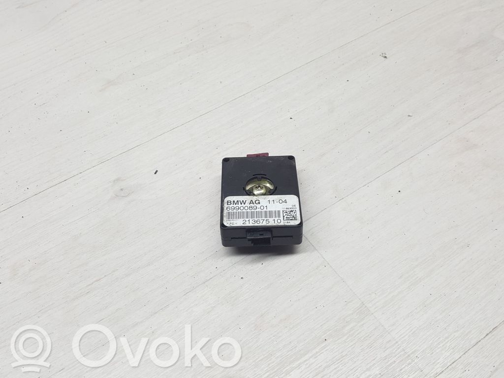 BMW X3 E83 Antenos stiprintuvas 