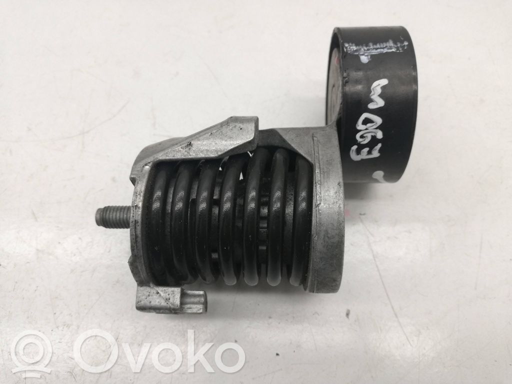 BMW 3 E90 E91 Tensor de correa del alternador 