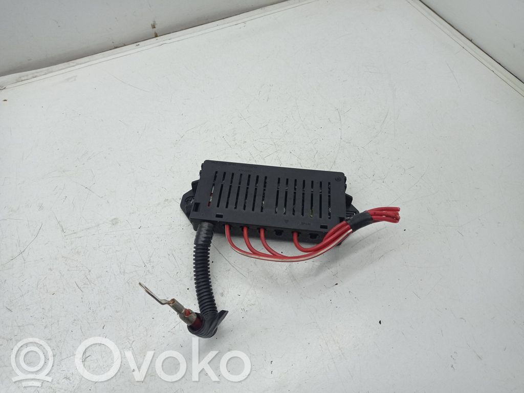 Volvo XC90 Fuse module 