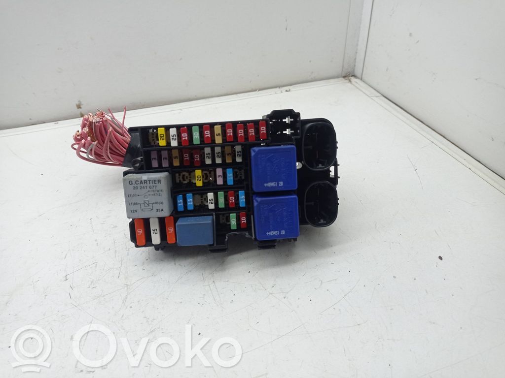 Renault Megane III Fuse module 