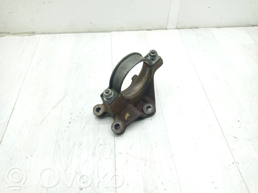 Ford Fiesta Driveshaft support bearing bracket 