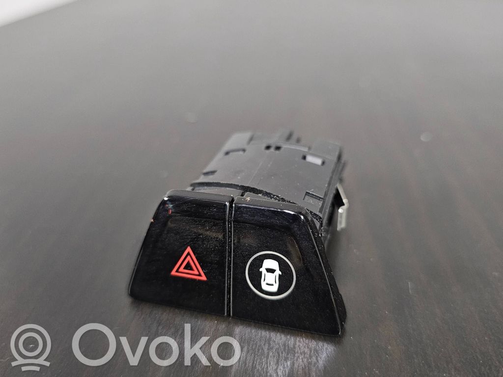 Przycisk świateł awaryjnych   3474320103
