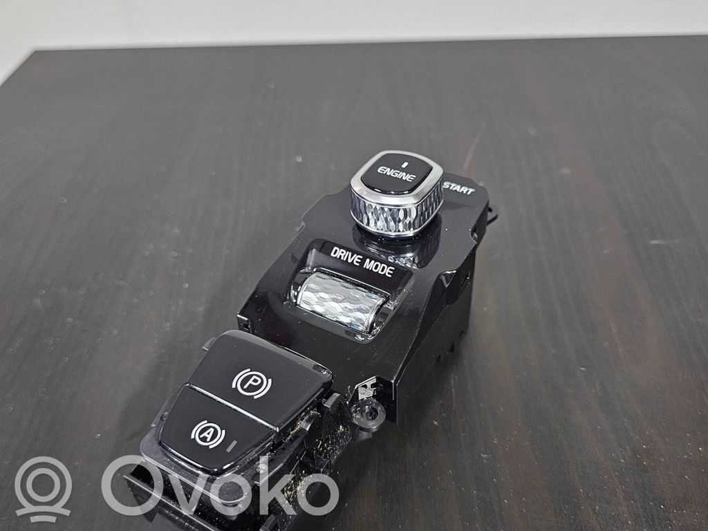 Volvo XC90 Engine start stop button switch 
