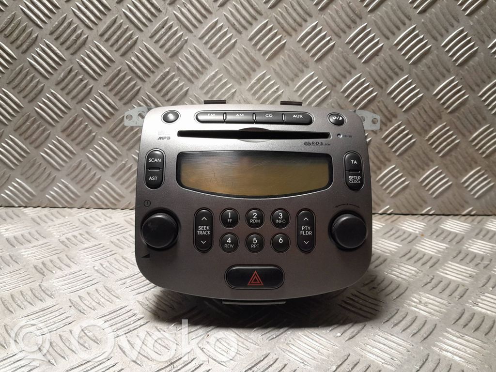 Hyundai i10 Panel / Radioodtwarzacz CD/DVD/GPS 