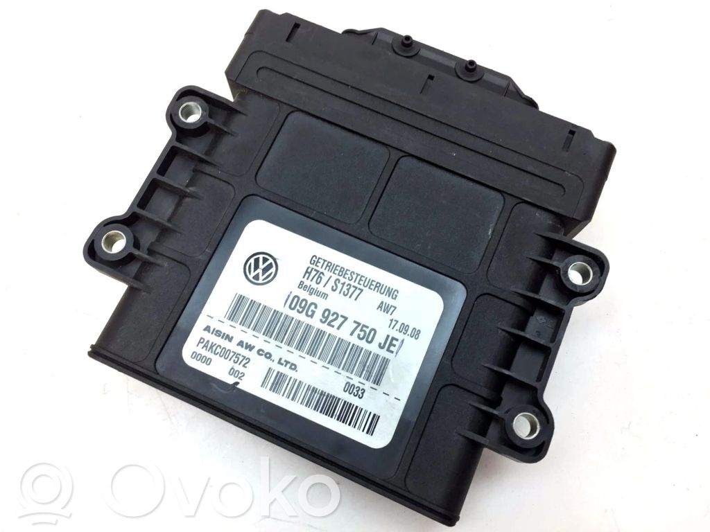 Volkswagen Jetta V Gearbox control unit/module 