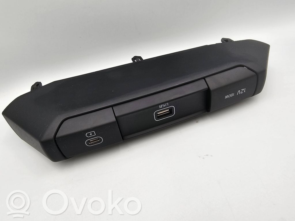 KIA Niro Connettore plug in USB 