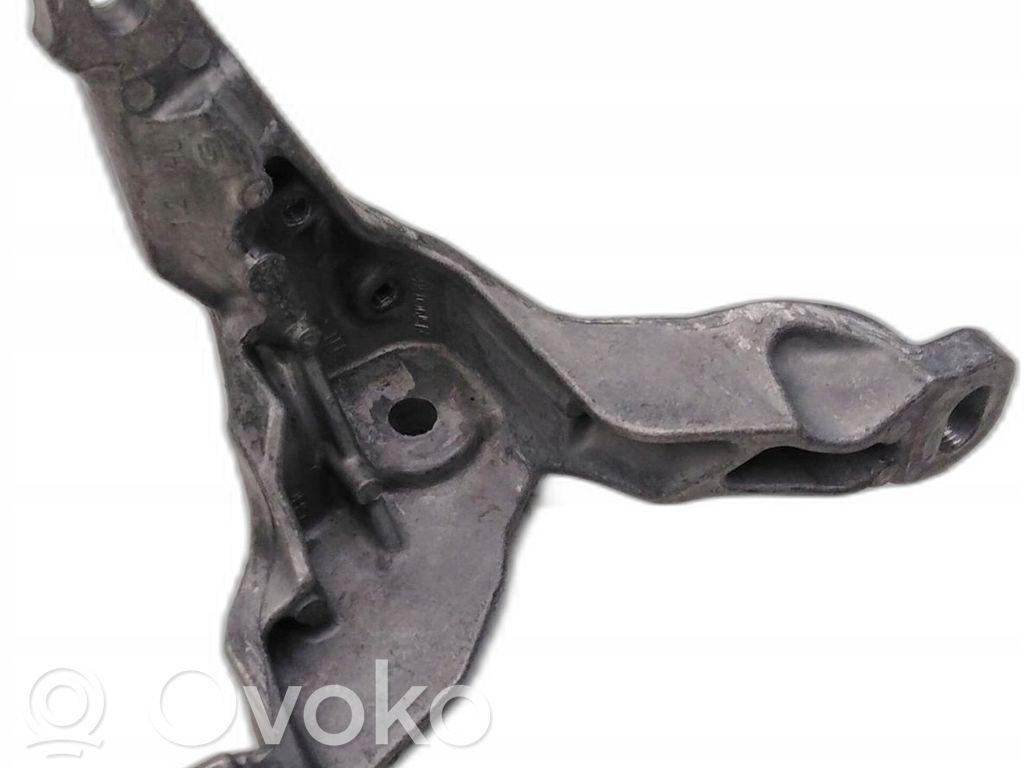 Engine mount bracket   4N0399114F