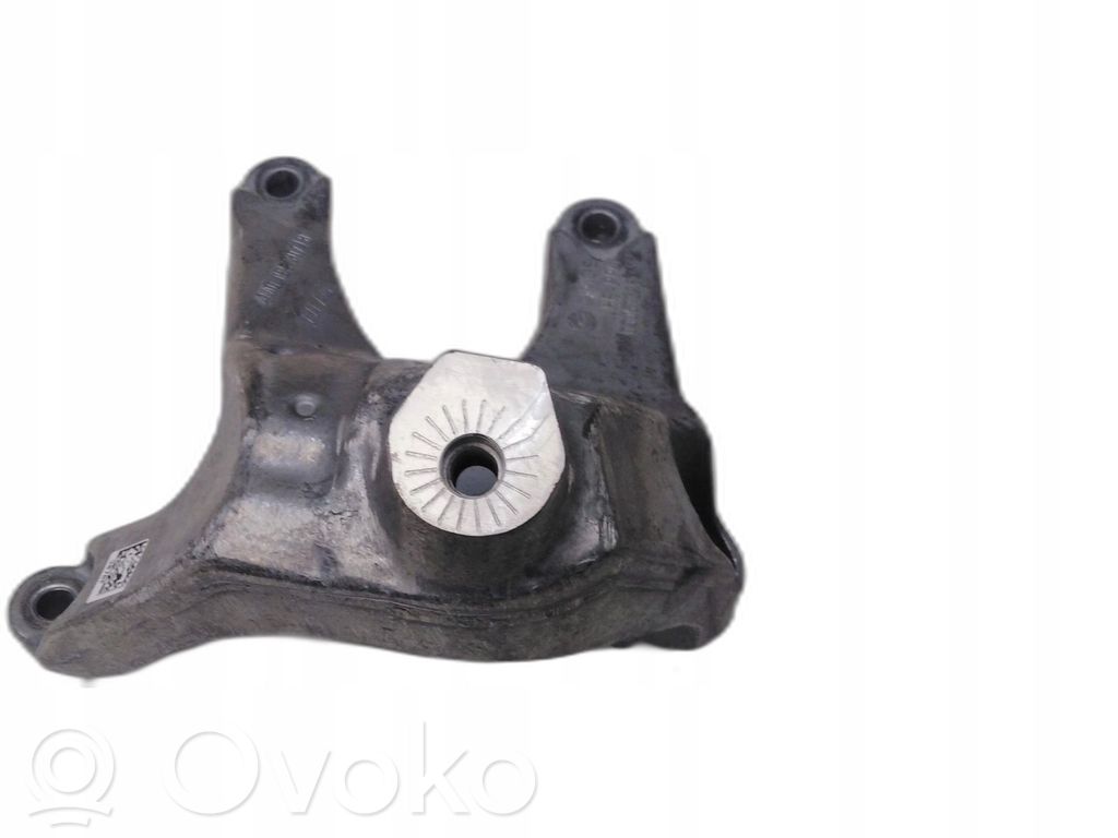 Audi RS6 C8 Engine mounting bracket 