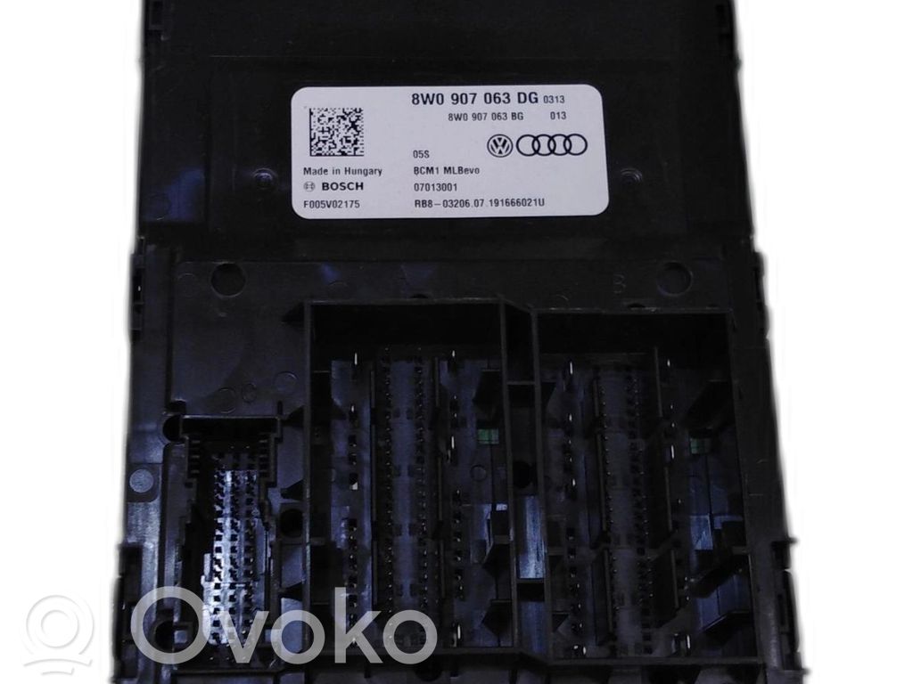 Mukavuusmoduuli   8W0907063DG