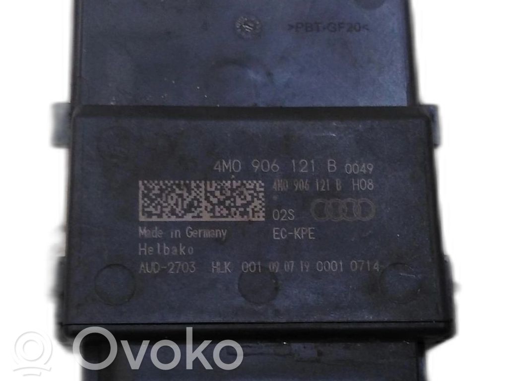 Unité de commande / module de pompe à carburant   4M0906121B