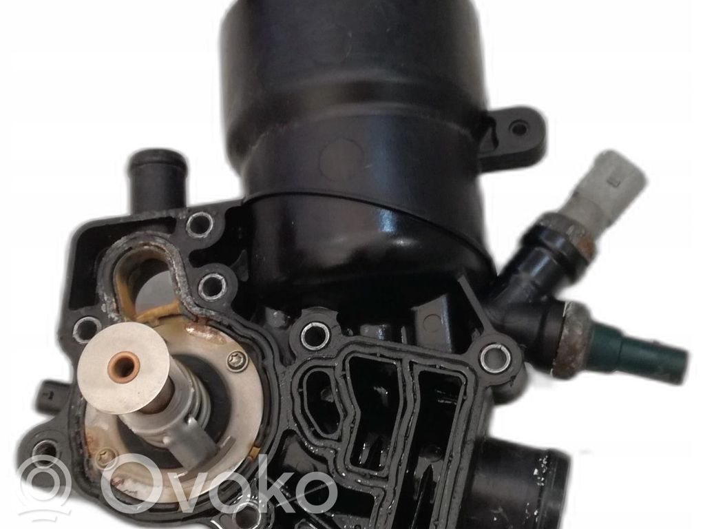 Audi A6 C7 Öljynsuodattimen kannake 