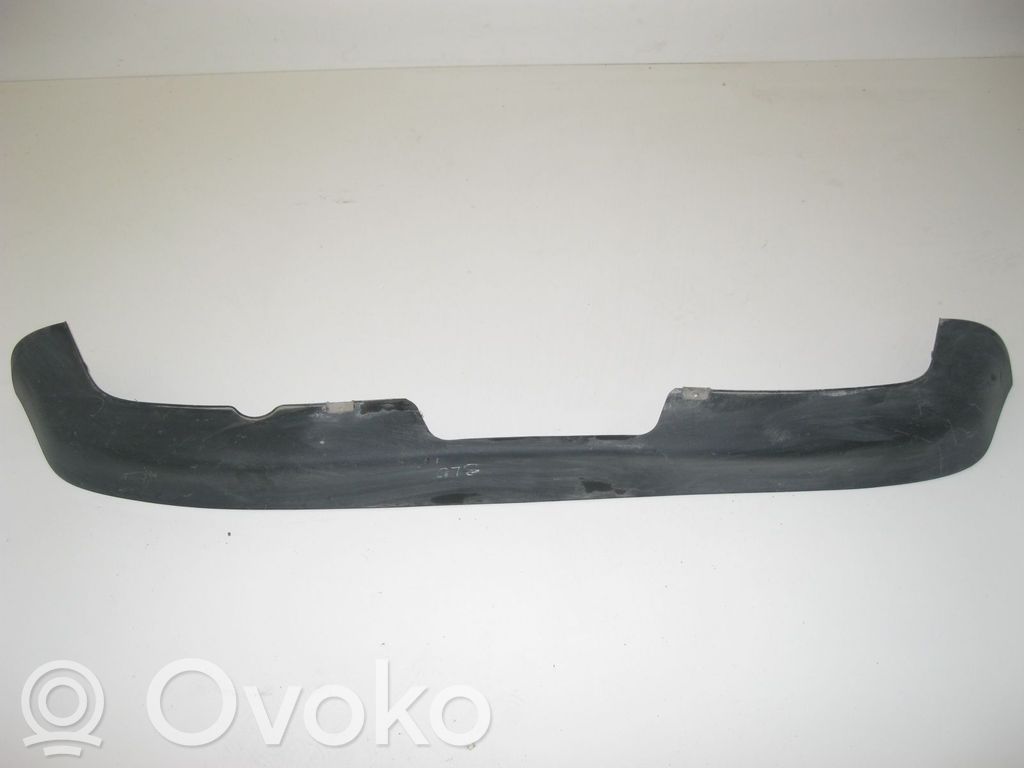 Audi A3 S3 8L Moldura inferior del parachoques trasero 