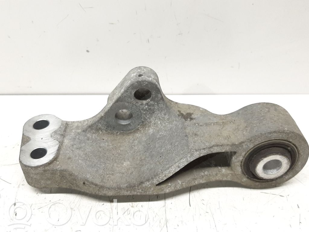 Engine mounting bracket   31359655