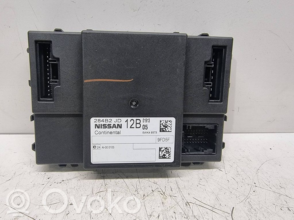 Nissan Qashqai Moduł / Sterownik komfortu 