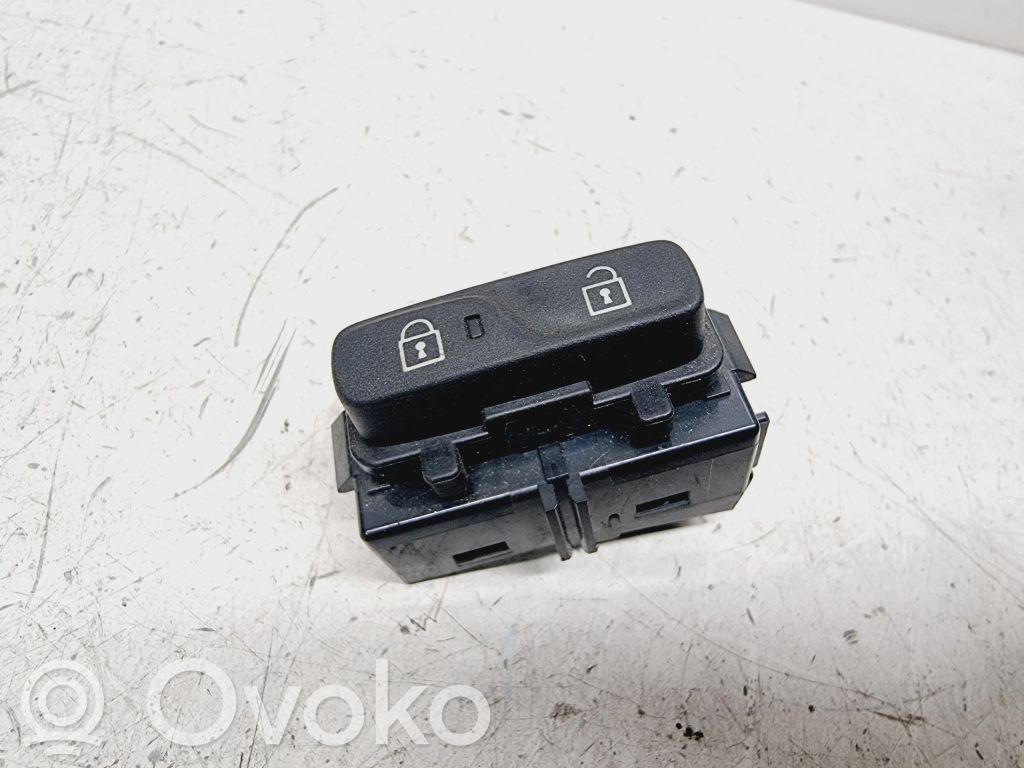 Volvo V40 Central locking switch button 