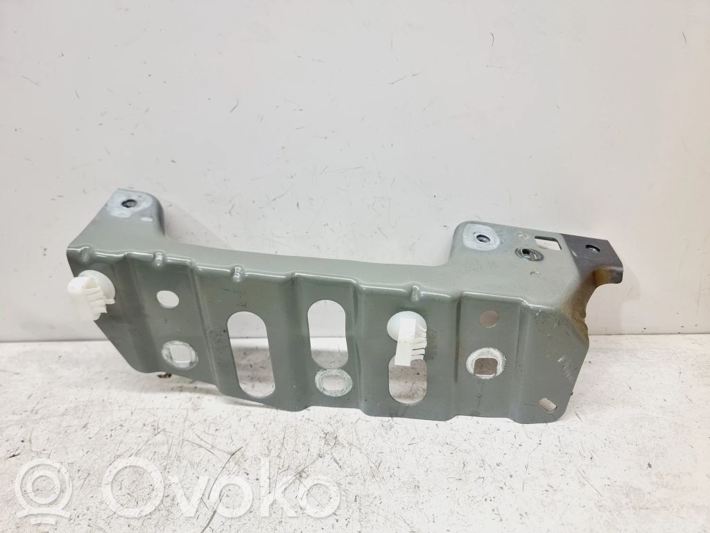 Renault Clio V Supporto di montaggio del parafango 