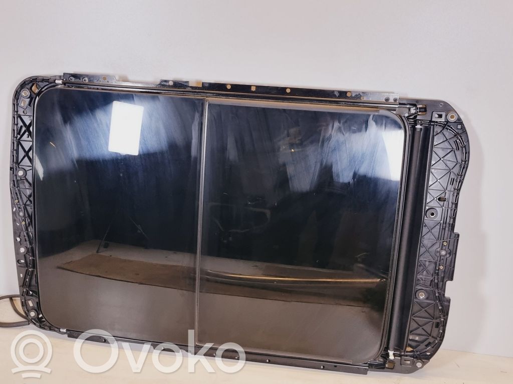 Peugeot 5008 II Lūkas komplekts 