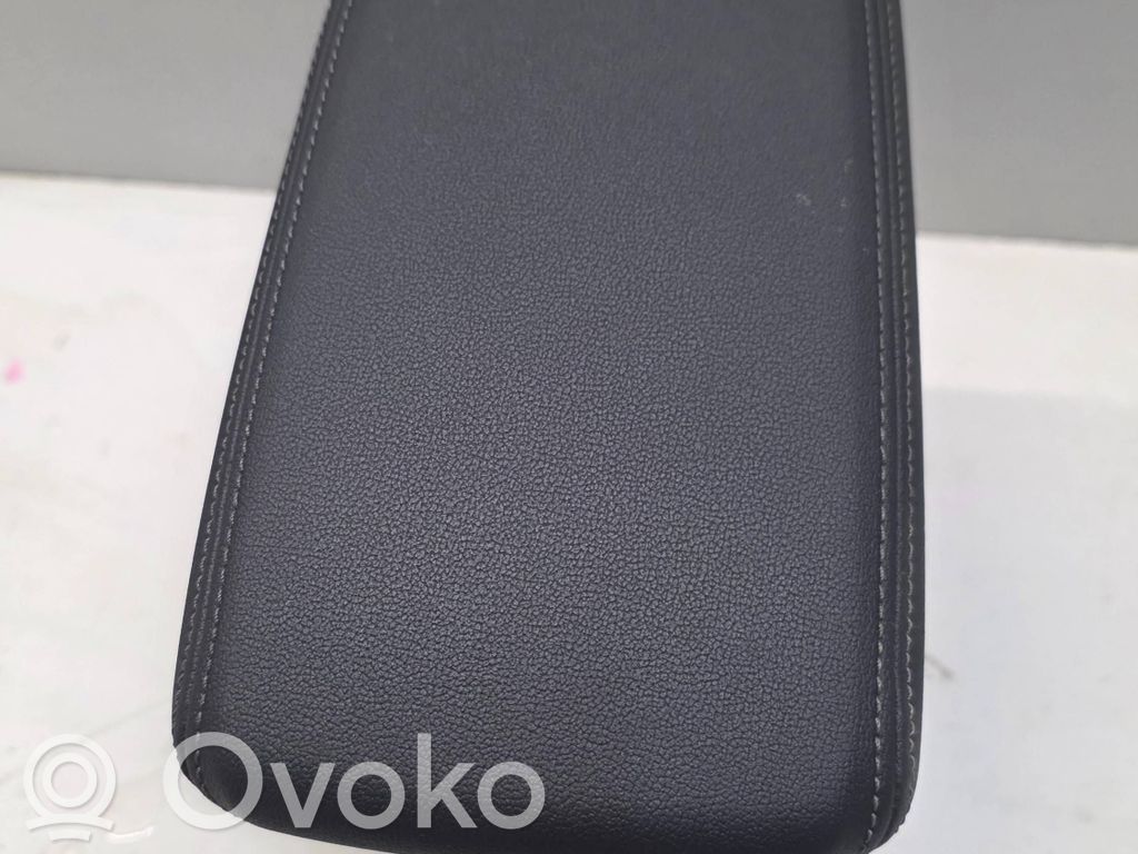 Audi Q4 Sportback e-tron Armlehne 