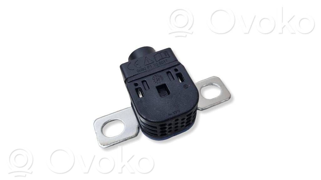 Renault Arkana Sicherung des Batterierelais 