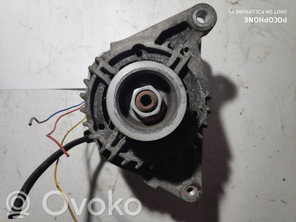 Toyota Corolla Verso E121 Генератор 