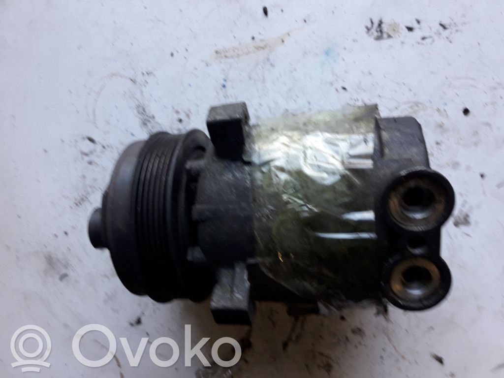 Opel Omega B2 Ilmastointilaitteen kompressorin pumppu (A/C) 