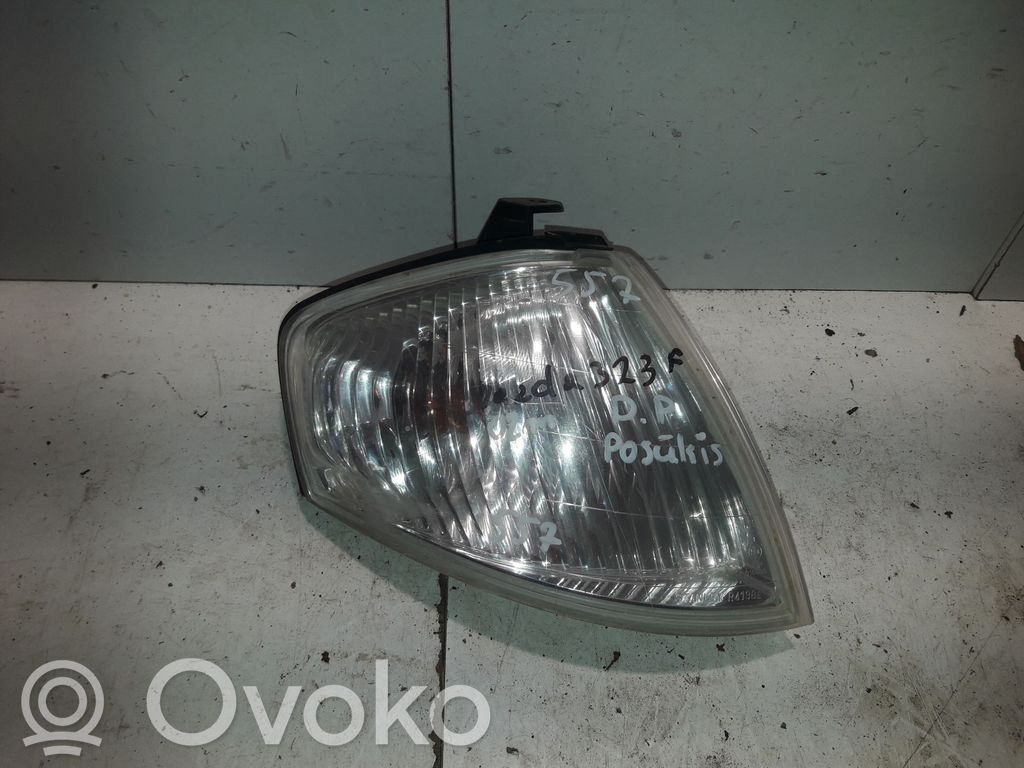 Front indicator light   R4138R