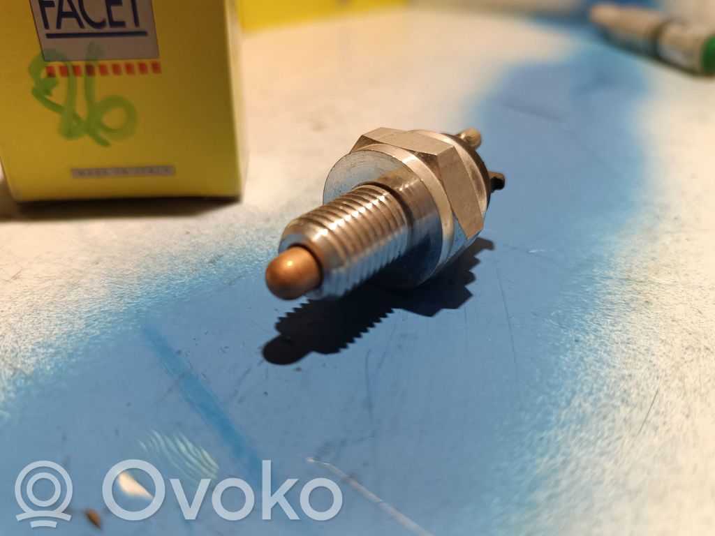 Opel Frontera A Sensor interruptor de luz de marcha atrás 