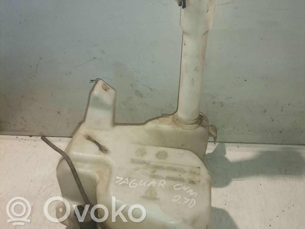 Langų skysčio bakelis   4R8317B613