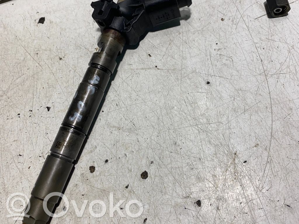 Inyector de combustible   059130277Q