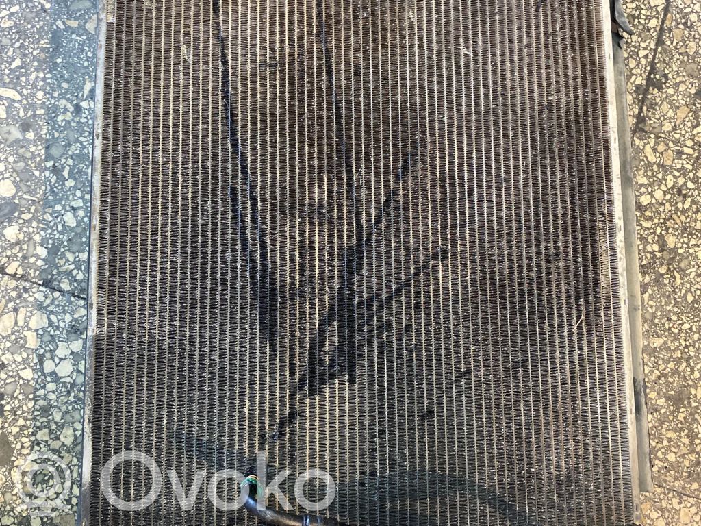 Volvo XC90 Aušinimo skysčio radiatorius 