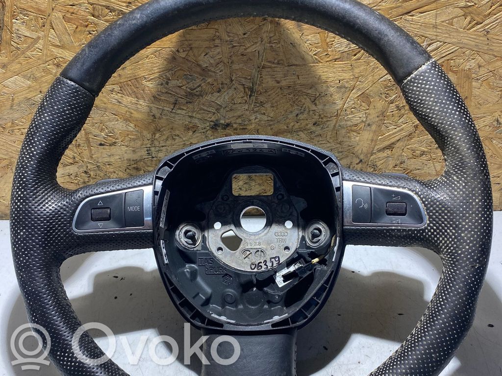 Audi A4 S4 B8 8K Steering wheel 