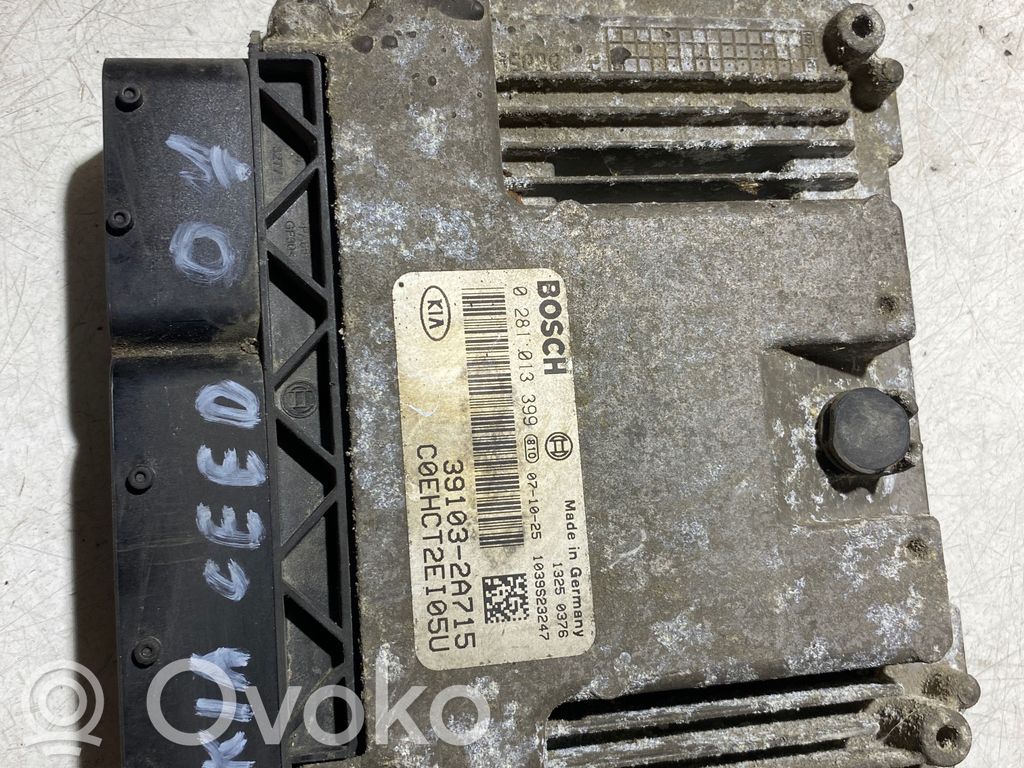 Unidad de control/módulo del motor   0281013399,391032A715,1039S23247