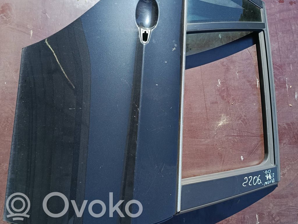 Rear door