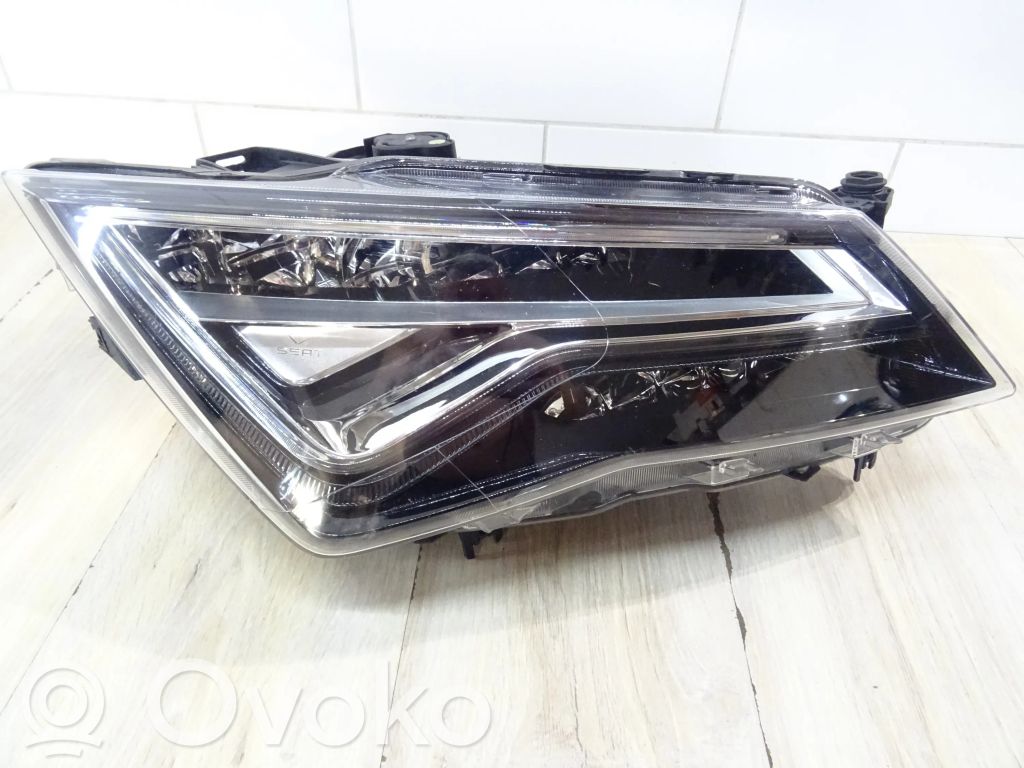 Scheinwerfer   576941008F,576941008F