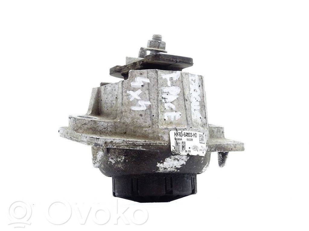 Volkswagen PASSAT B8 Engine mount bracket 