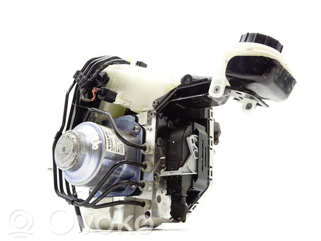 Volvo XC40 Pompa ABS 