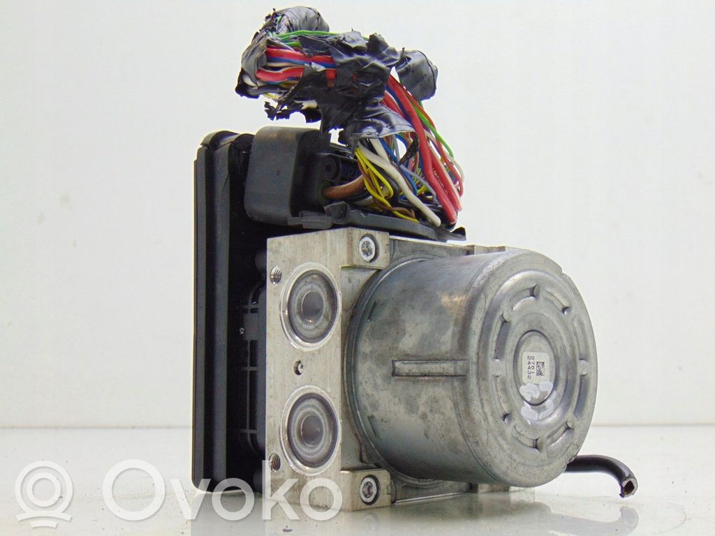 BMW i3 ABS bloks 