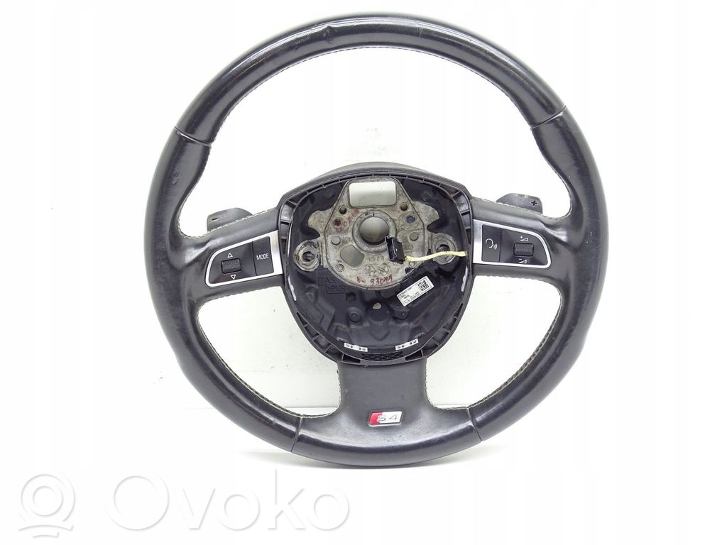 Audi A4 S4 B8 8K Ohjauspyörä 